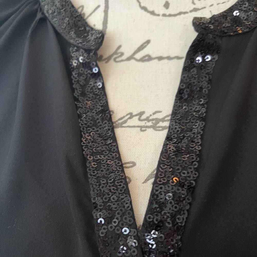 Sequenced blouse